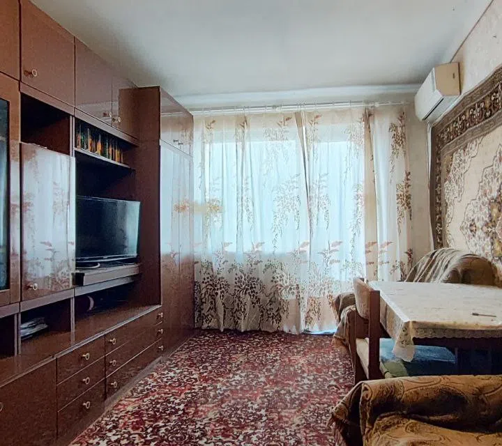 Продаётся 2-комнатная квартира, 42.3 м²