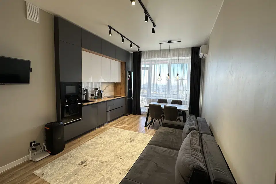 Продаётся 2-комнатная квартира, 71.2 м²
