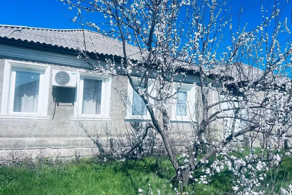 Продаётся часть дома