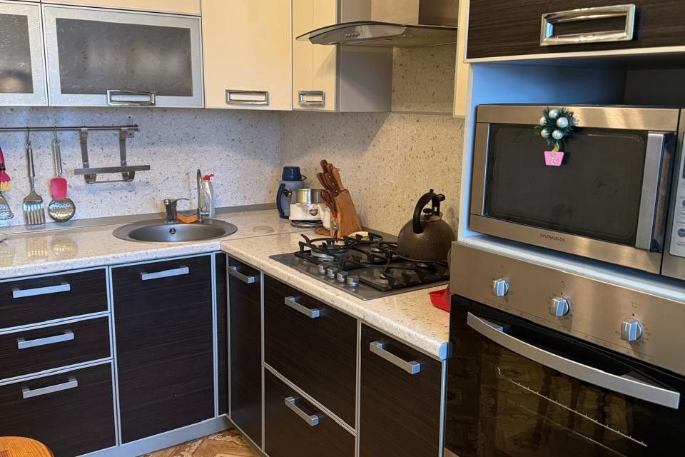 Сдаётся 2-комнатная квартира, 49 м²