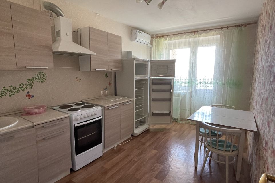 Продаётся 1-комнатная квартира, 39.8 м²
