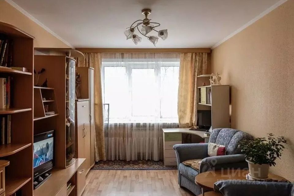 Продаётся 1-комнатная квартира, 33 м²