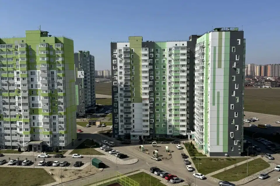 Продаётся 1-комнатная квартира, 42 м²