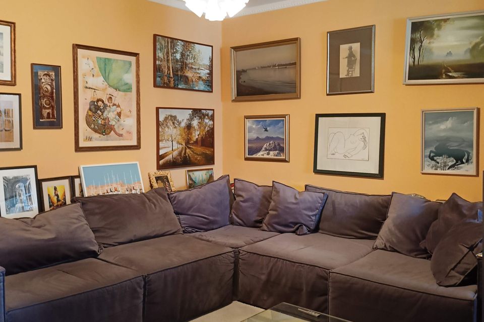Продаётся 3-комнатная квартира, 110.4 м²