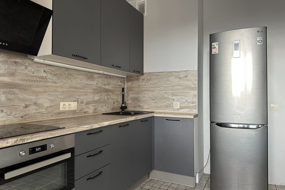 Продаётся 1-комнатная квартира, 35.6 м²