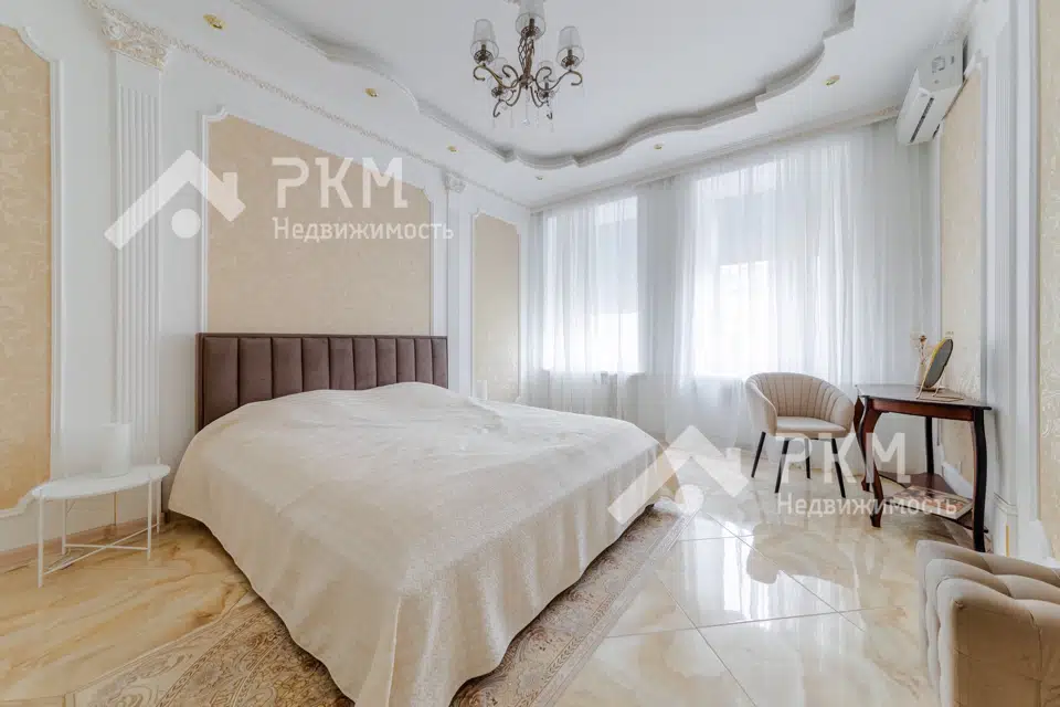 Продаётся 3-комнатная квартира, 108.1 м²