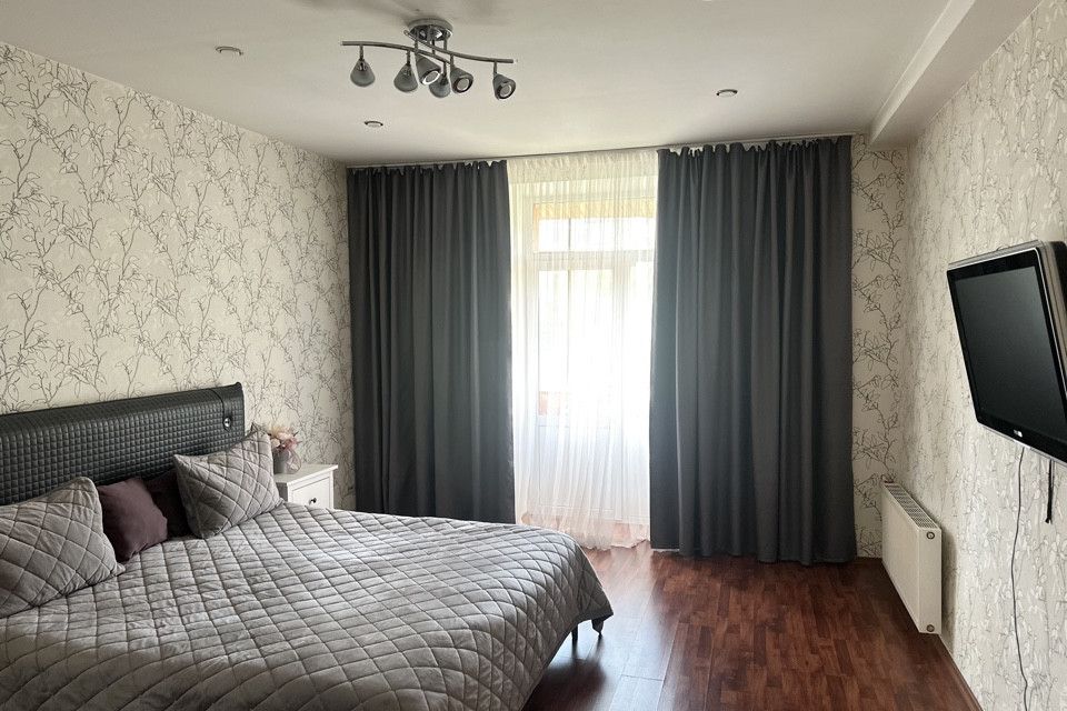 Продаётся 2-комнатная квартира, 65 м²