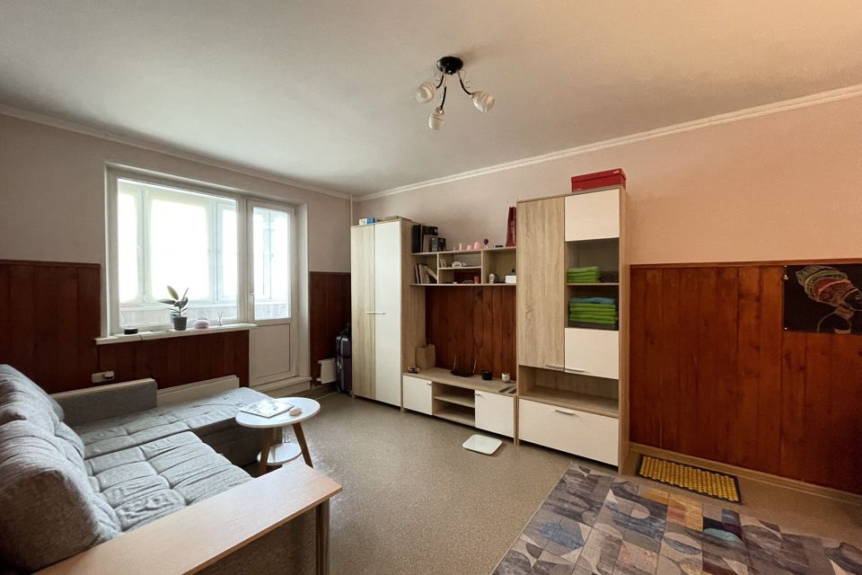Продаётся 1-комнатная квартира, 37.9 м²