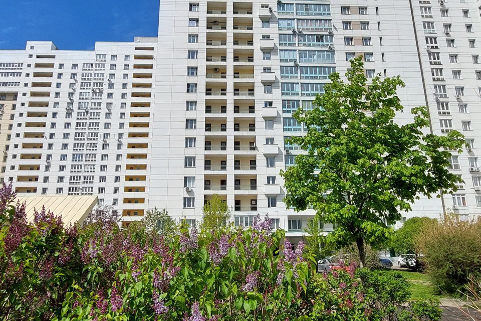 Продаётся 2-комнатная квартира, 75.1 м²