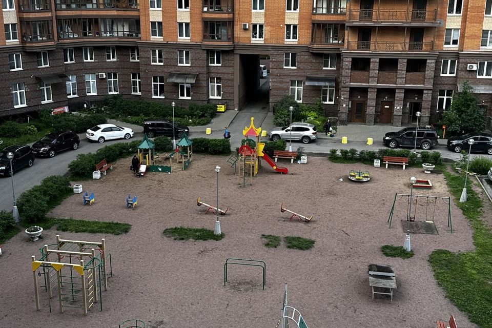 Продаётся 1-комнатная квартира, 41.2 м²