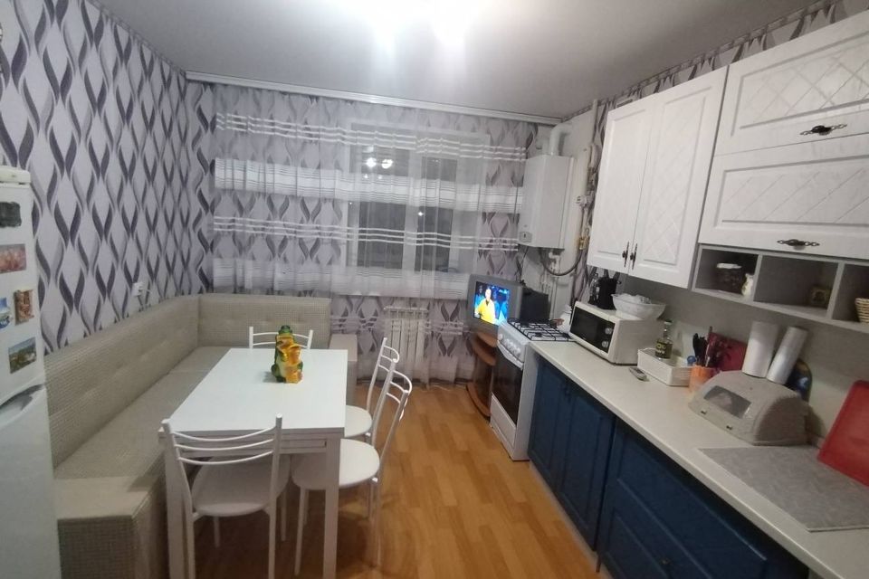 Продаётся 1-комнатная квартира, 37 м²