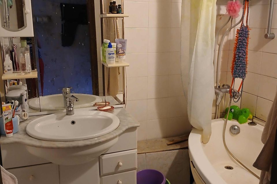 Продаётся 4-комнатная квартира, 81 м²