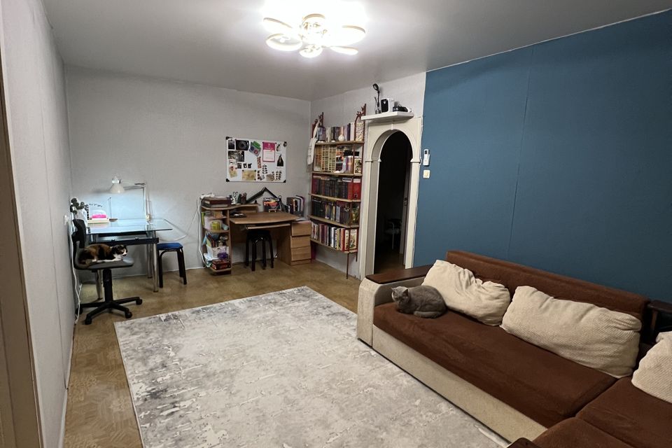 Продаётся 2-комнатная квартира, 43.8 м²