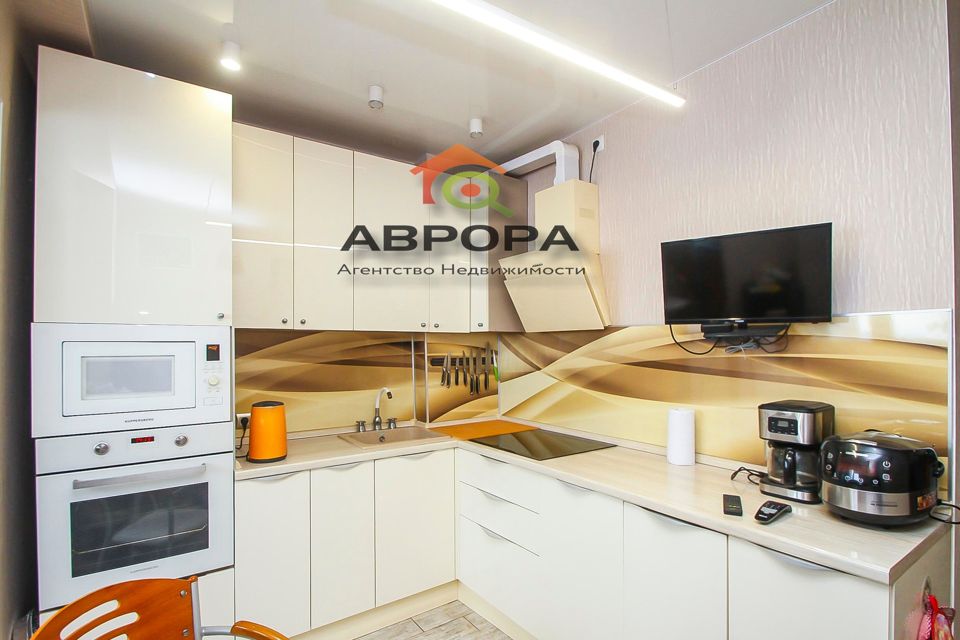 Продаётся 1-комнатная квартира, 41.2 м²