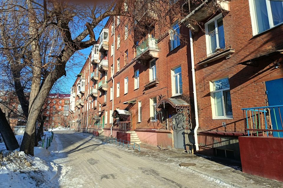 Продаётся 2-комнатная квартира, 61 м²