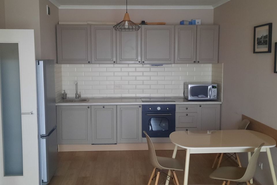 Продаётся 1-комнатная квартира, 46.4 м²