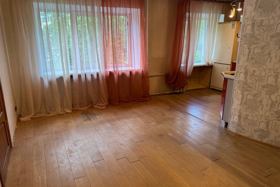 Продаётся 2-комнатная квартира, 42.1 м²