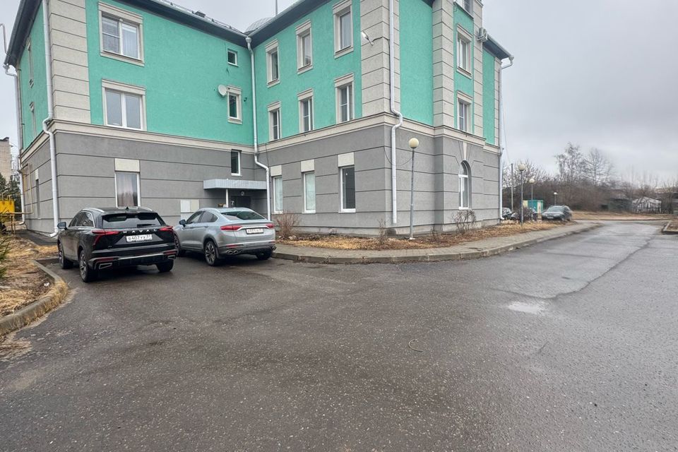 Продаётся 2-комнатная квартира, 80.1 м²