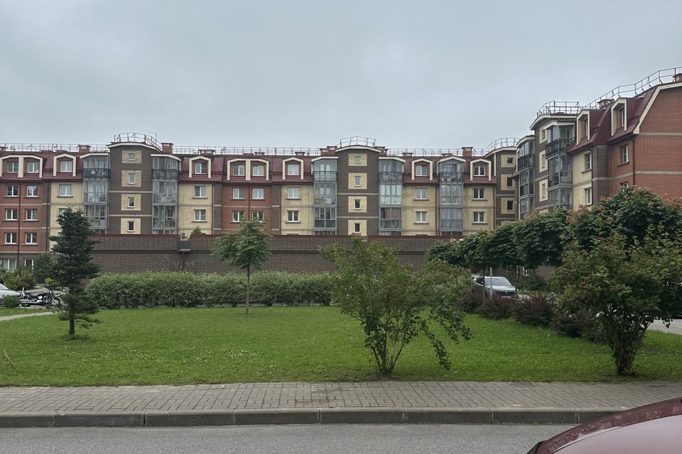 Продаётся 3-комнатная квартира, 82.6 м²