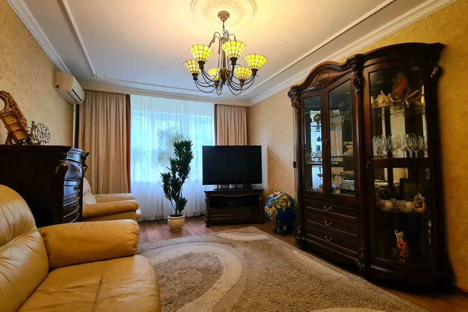 Продаётся 3-комнатная квартира, 72.8 м²
