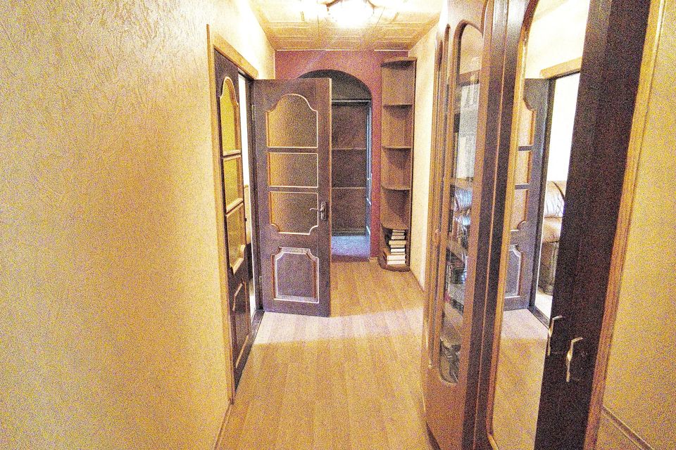 Продаётся 3-комнатная квартира, 72 м²