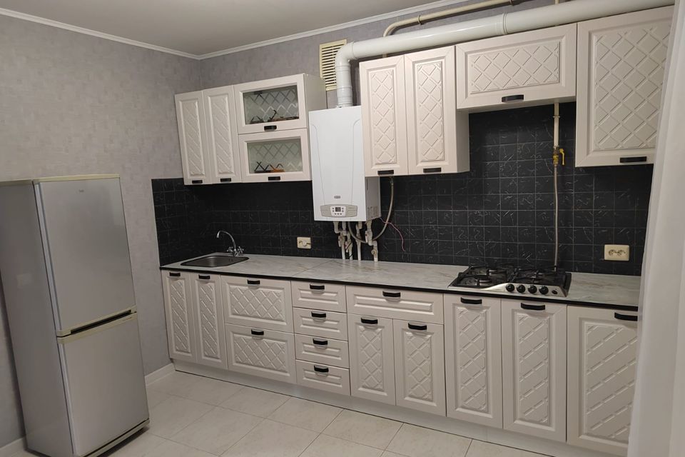 Продаётся 1-комнатная квартира, 37.6 м²