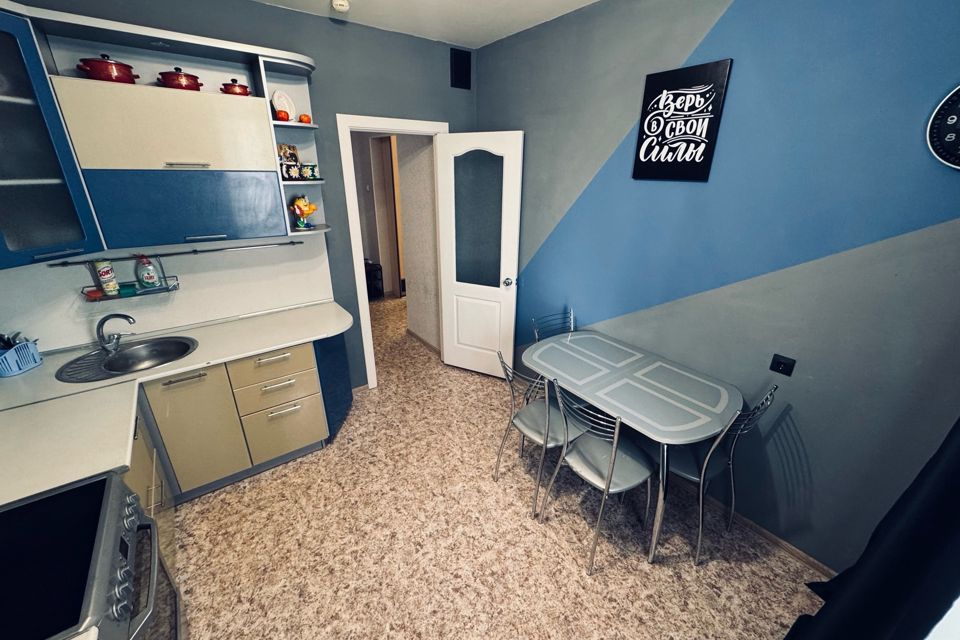 Продаётся 2-комнатная квартира, 60.4 м²