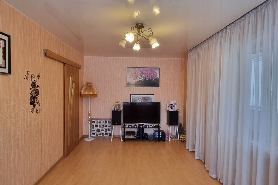Продаётся 2-комнатная квартира, 54.2 м²