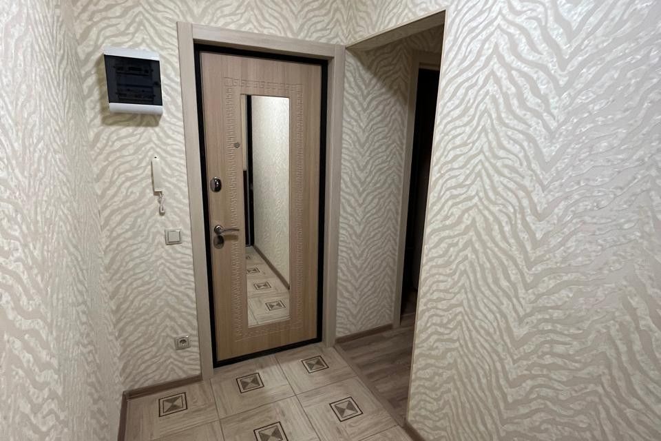 Продаётся 1-комнатная квартира, 41.9 м²