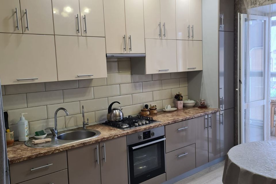 Продаётся 2-комнатная квартира, 62 м²