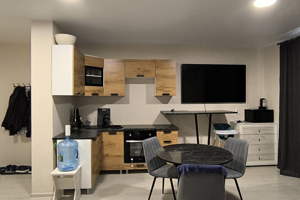 Продаётся 1-комнатная квартира, 40.7 м²