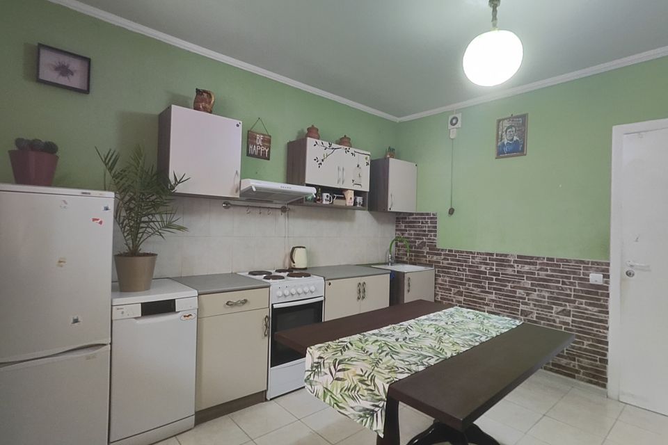 Продаётся 1-комнатная квартира, 41 м²