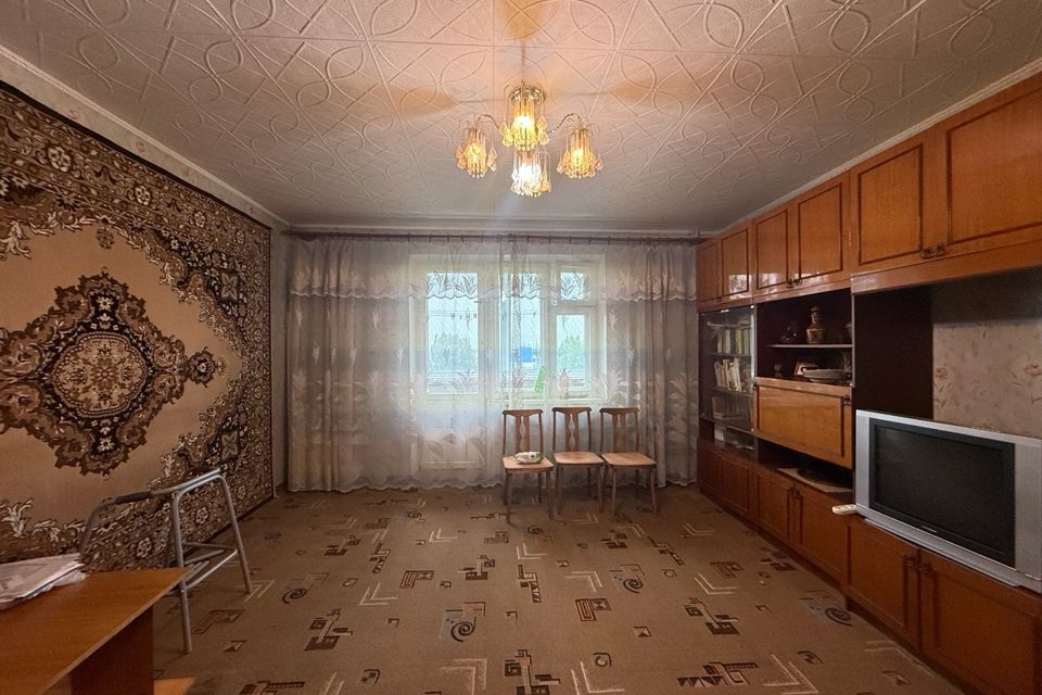 Продаётся 4-комнатная квартира, 79 м²