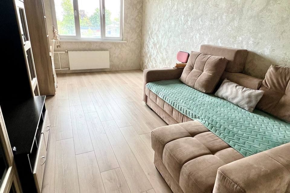 Продаётся 2-комнатная квартира, 57.3 м²