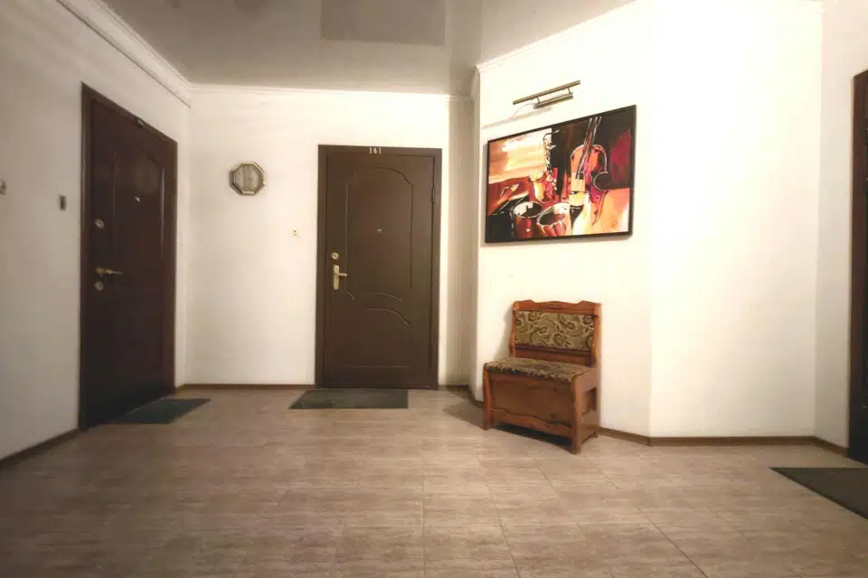 Продаётся 2-комнатная квартира, 94.8 м²