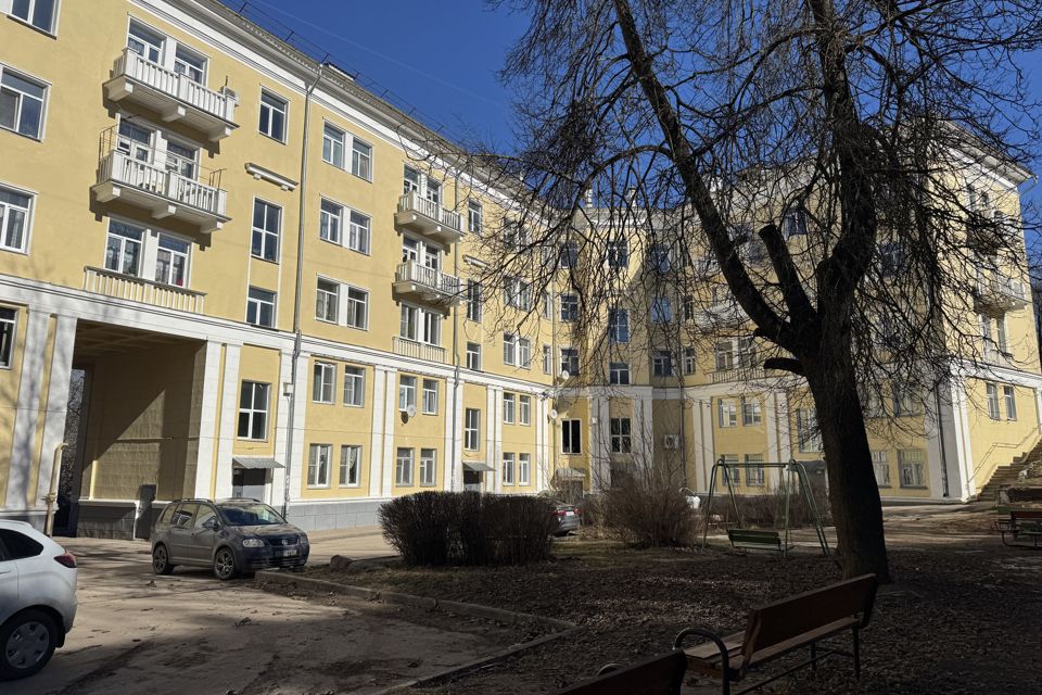 Продаётся 2-комнатная квартира, 54.2 м²