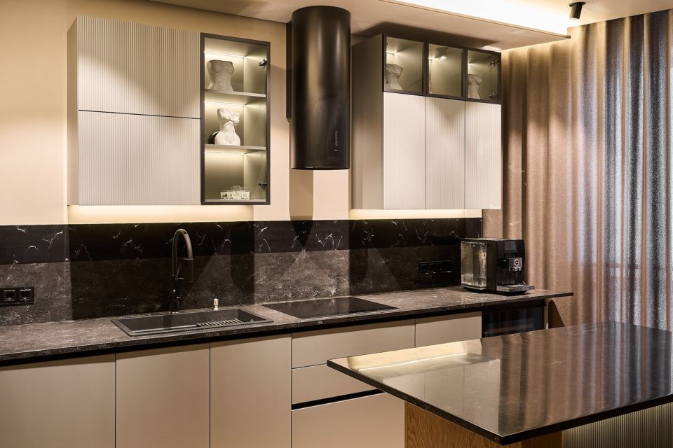 Продаётся 3-комнатная квартира, 108.6 м²