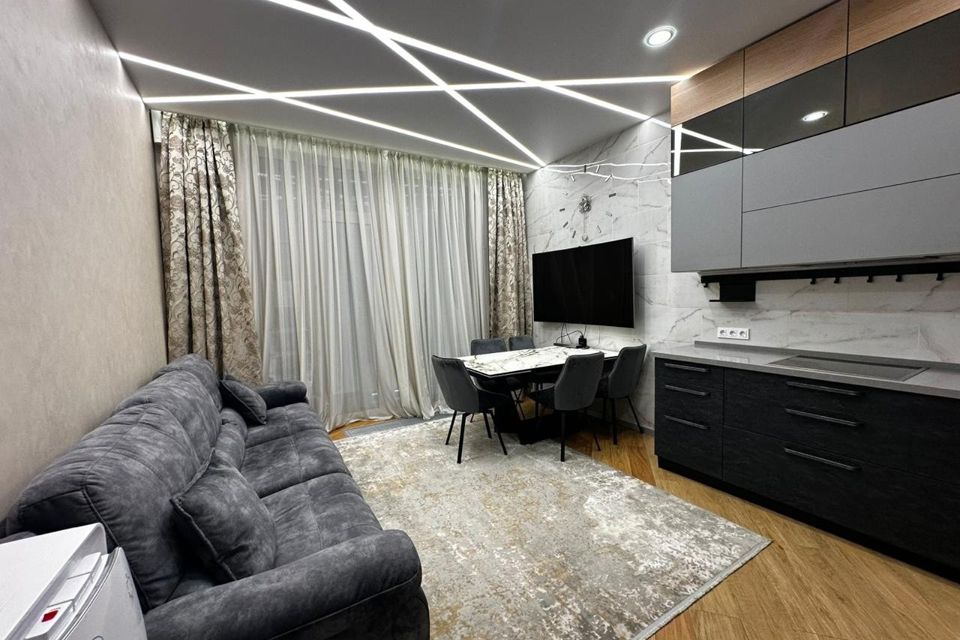 Продаётся 1-комнатная квартира, 52.5 м²
