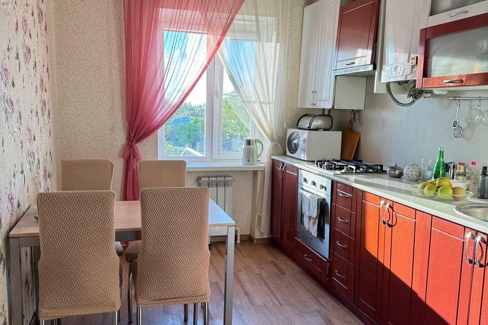 Продаётся 3-комнатная квартира, 68 м²