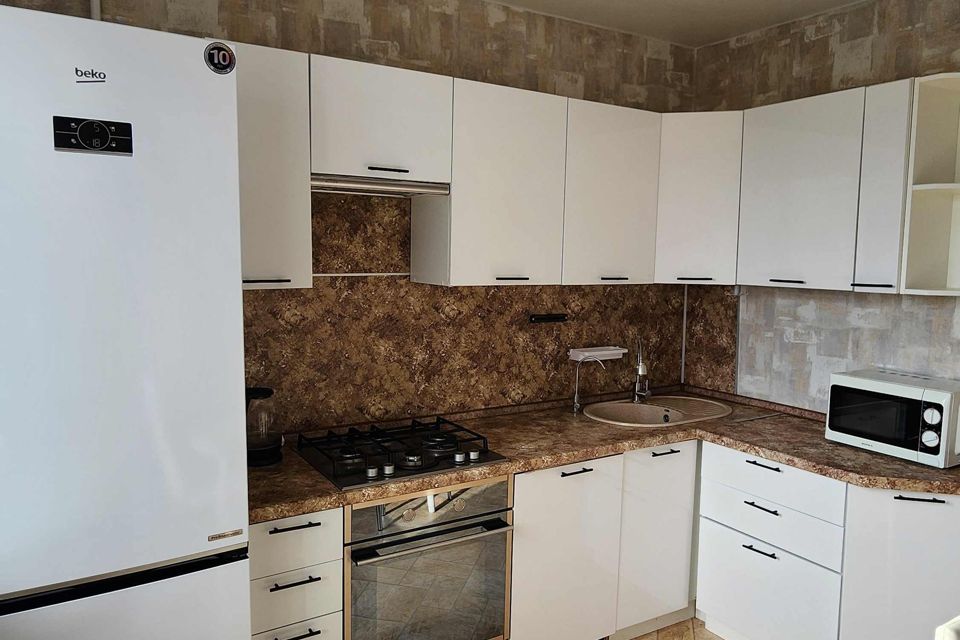 Сдаётся 2-комнатная квартира, 52.6 м²