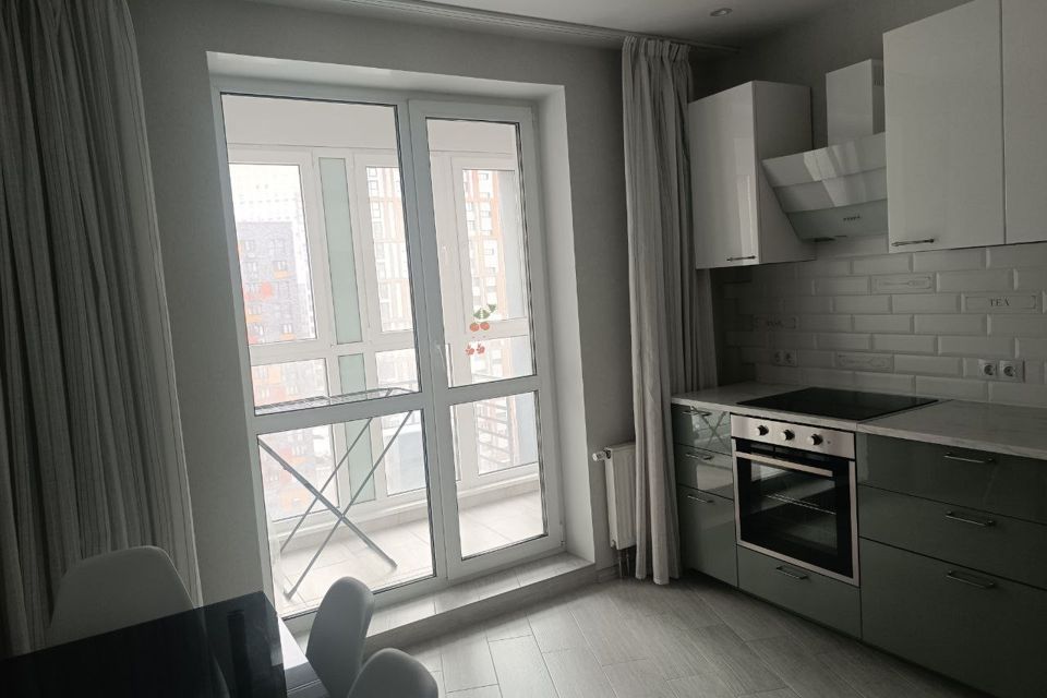 Продаётся 1-комнатная квартира, 37.4 м²