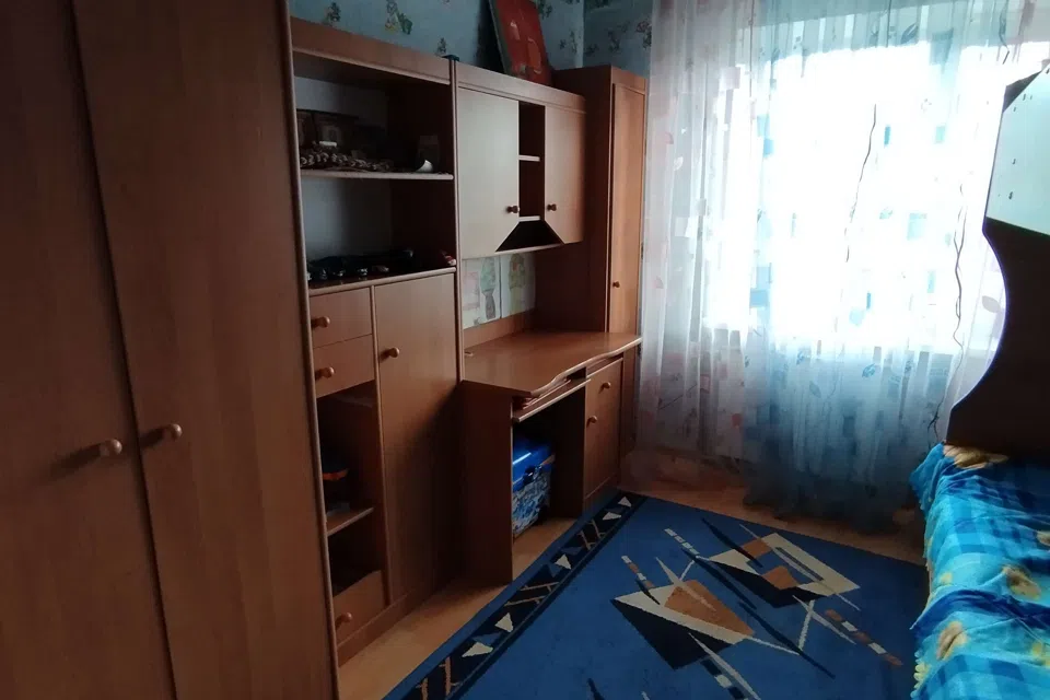 Продаётся 3-комнатная квартира, 44.9 м²