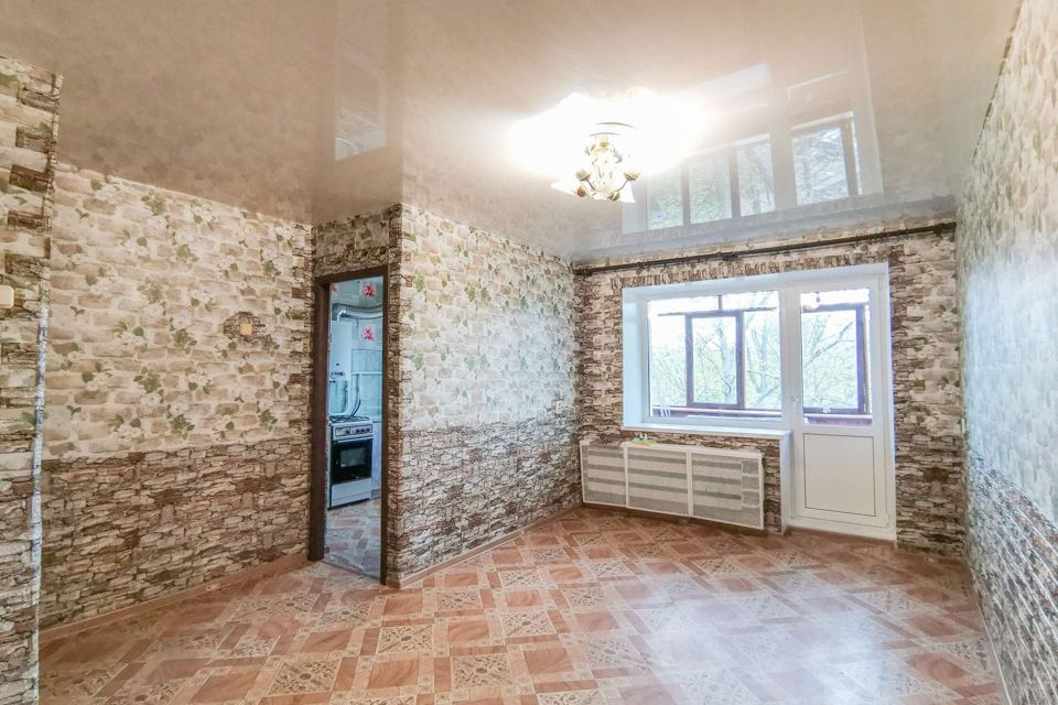 Продаётся 2-комнатная квартира, 42.8 м²