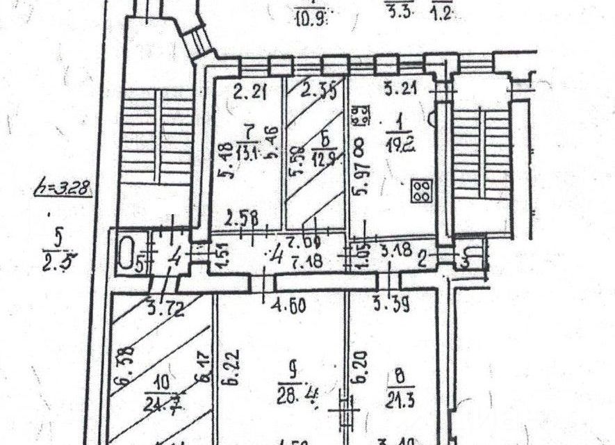 Продаётся 5-комнатная квартира, 137.5 м²
