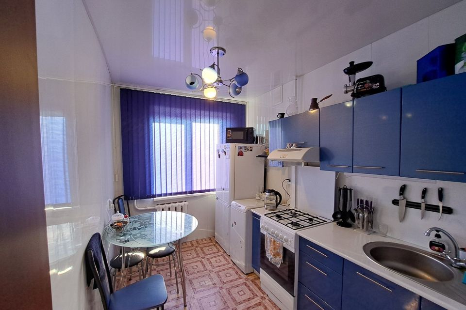 Продаётся 3-комнатная квартира, 59.7 м²