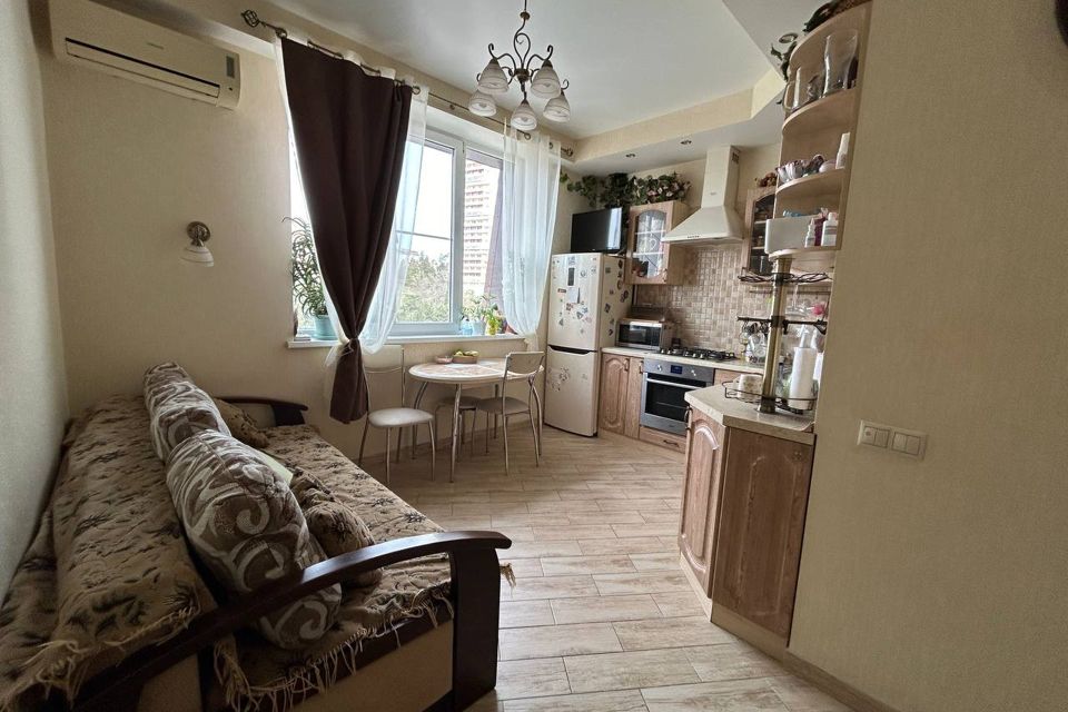 Продаётся 1-комнатная квартира, 40 м²