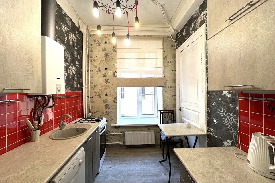 Продаётся 4-комнатная квартира, 79.5 м²