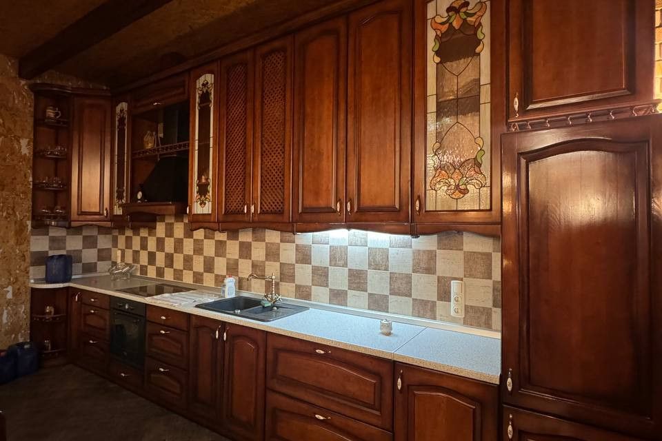 Продаётся 1-этажный дом, 180 м²