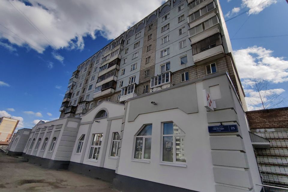 Продаётся 4-комнатная квартира, 106.4 м²