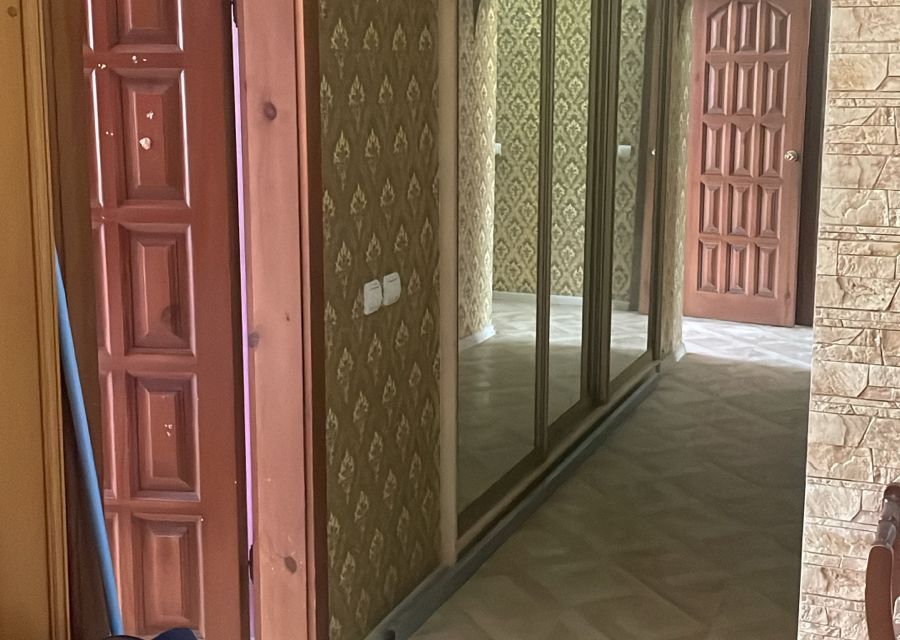 Продаётся 4-комнатная квартира, 134 м²